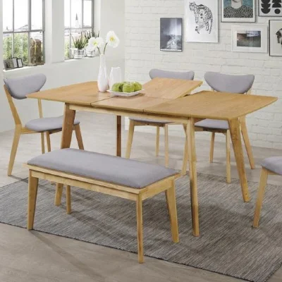 Rozkladacie jedálenské stoly